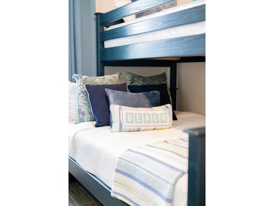 Discover Your Slice of Paradise at the Seagate Condominiums - photo 33