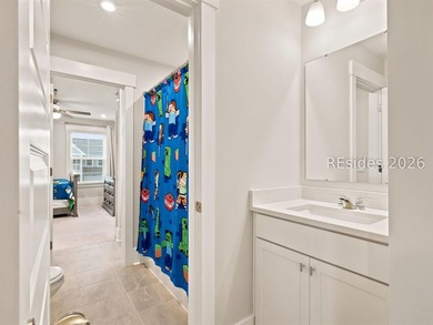 The custom heated and chilled in-ground pool, water features - photo 38
