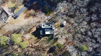 Wake up to million-dollar Lake Guntersville views every single - photo 8