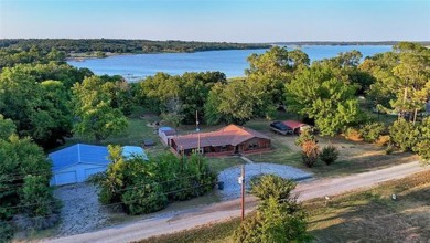 Lake Nocona Home For Sale in Nocona Texas