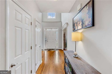 Welcome to this spacious 6-bedroom, 4 full bathroom home - photo 5