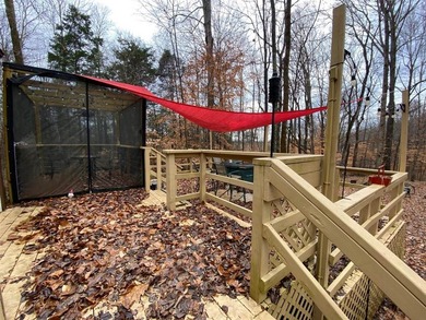 Immaculate 11/2 story cabin located near the shores of Barren - photo 11