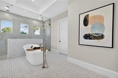 Exciting opportunity for new construction on a rare lot and a - photo 18