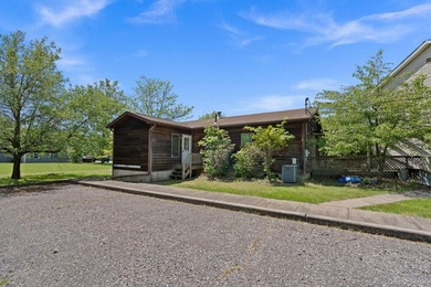 PRIME COMMERCIAL INVESTMENT: DUAL-BUILDING. Seize an - photo 24