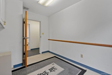 PRIME COMMERCIAL INVESTMENT: DUAL-BUILDING. Seize an - photo 35