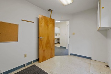 PRIME COMMERCIAL INVESTMENT: DUAL-BUILDING. Seize an - photo 39