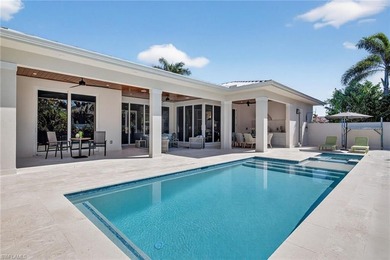 Exciting opportunity for new construction on a rare lot and a - photo 39