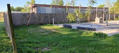 This huge corner lot located in Ashland North Subdivision is - photo 3