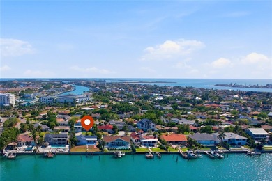 One or more photo(s) has been virtually staged. Stunning views - photo 3