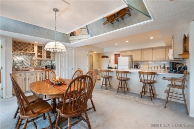 Gorgeous panoramic views, large custom Screened in deck designs