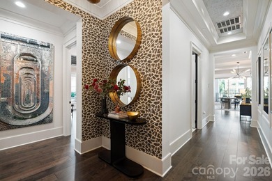 Designed by Kathryn Lilly Interiors, this light-filled - photo 4