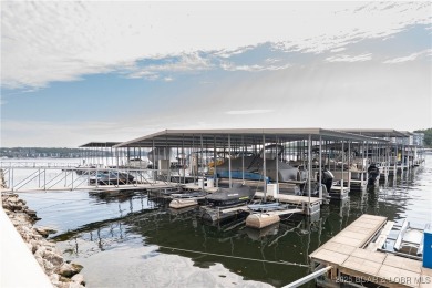 Gorgeous panoramic views, large custom Screened in deck designs