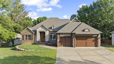 Lake Home Sale Pending in Kimberling City, Missouri