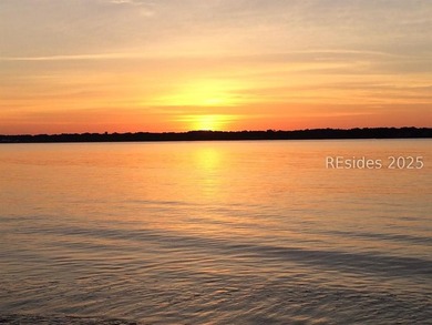 Discover this exceptional vacant lot, perfectly situated among - photo 10