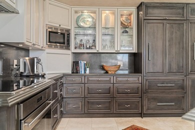 Public Remarks: Nestled on five flat acres of spectacular - photo 3