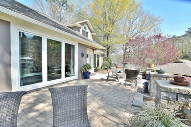 Welcome to your dream Lake Harding waterfront home-where - photo 12