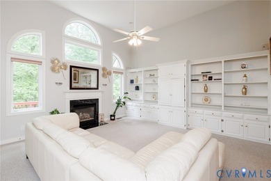 Welcome to this exquisite property located in the desirable - photo 6