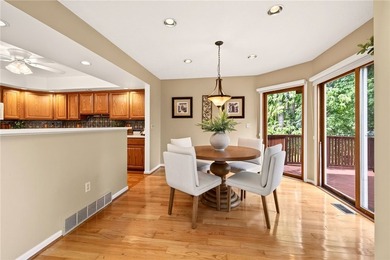 Welcome to 15 Foxborough Lane! This beautifully maintained - photo 18