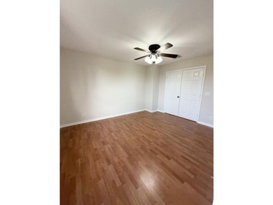 Beautifully updated corner-unit townhome in the desirable Summit - photo 18