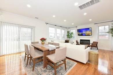 Introducing a meticulously renovated and fully remodeled luxury - photo 19