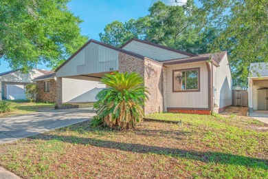 Move-in ready and even better--seller to install new siding & a - photo 2