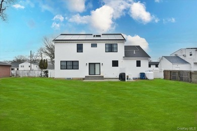 Introducing a meticulously renovated and fully remodeled luxury - photo 34