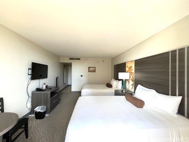 Desirable Diamond Head & ocean view unit also come with one - photo 3