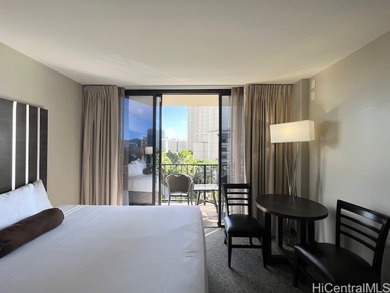 Desirable Diamond Head & ocean view unit also come with one - photo 5