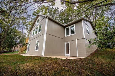 Wake up to stunning lake views and unwind in this quiet no wake - photo 7