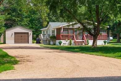 Petenwell Lake  Home For Sale in Nekoosa Wisconsin
