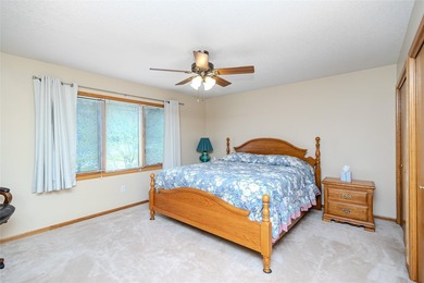 Welcome to this beautiful SW 1/2 story home!! Tons of space - photo 21