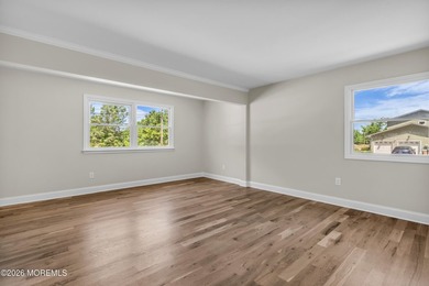 Beautifully updated and move-in ready, this expanded 3-bedroom/2 - photo 25