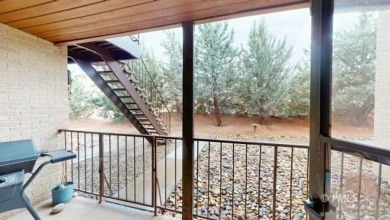 Lake Condo For Sale in Greenehaven, Arizona