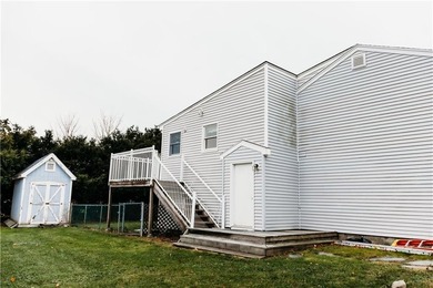 Well maintained home in a very desirable location. Main level - photo 3