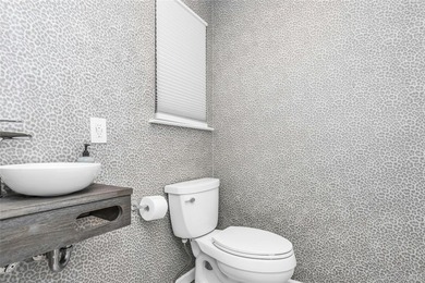 Enjoy Country Club Living with amenities galore.This Updated - photo 12