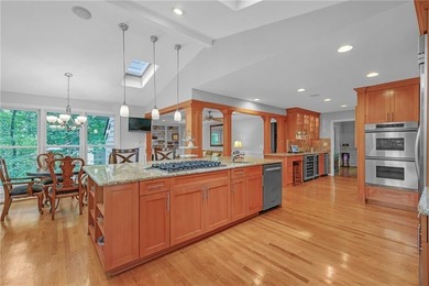 Lake lot. Cul-de-sac. Privacy. Chimney Lakes. One of the larger - photo 7