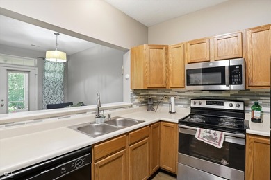 Stunning Pond-View Condo - 2 Bed, 2 Bath + Loft w/ 1-Car Garage - photo 6