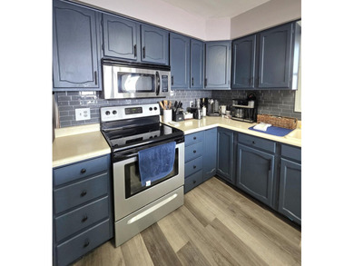 Enjoy waterfront living in this charming 2-bedroom, 1-bath home - photo 28