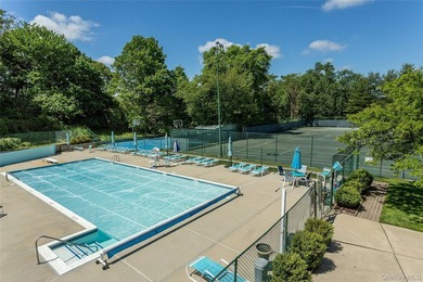 Enjoy Country Club Living with amenities galore.This Updated - photo 32