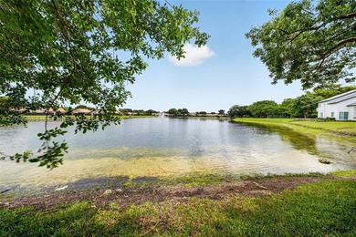Beautifully remodeled 2-bedroom, 2-bath corner single-family - photo 39