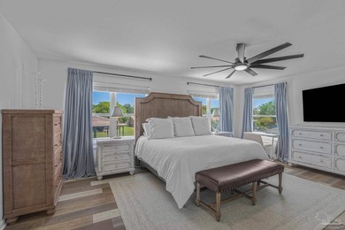 In the desirable Villa Venyce area, step into waterfront living - photo 47