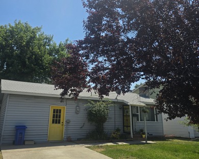 Goose Lake Home For Sale in Lakeview Oregon