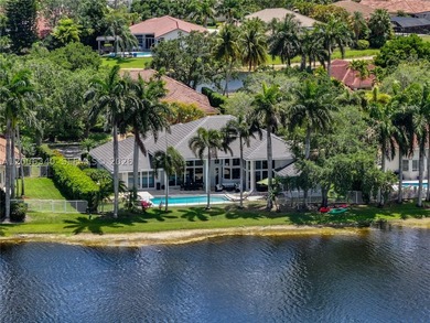Stunning single-story estate in the exclusive Weston Hills - photo 1