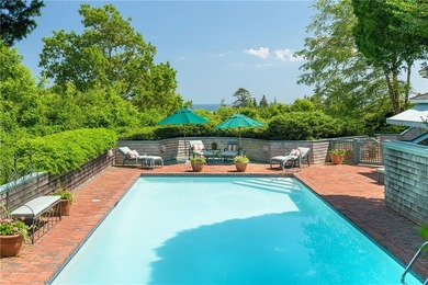 *Twin Ledges* located on historic Ocean Drive, is a charming - photo 4