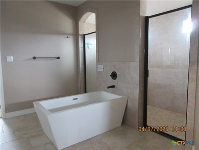 Priced to sell. Don't let this one get away. Beautiful home - photo 15