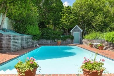 *Twin Ledges* located on historic Ocean Drive, is a charming - photo 6