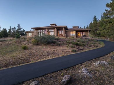 A Lifestyle Like No Other! Timeless mountain living awaits at - photo 21