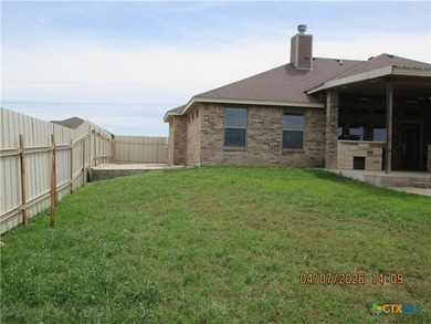 Priced to sell. Don't let this one get away. Beautiful home - photo 28