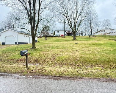 Buckeye Lake Lot For Sale in Thornville Ohio