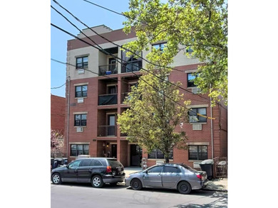 Calling all investors! Welcome to 2543-45 Bronxwood Ave, a fully - photo 2